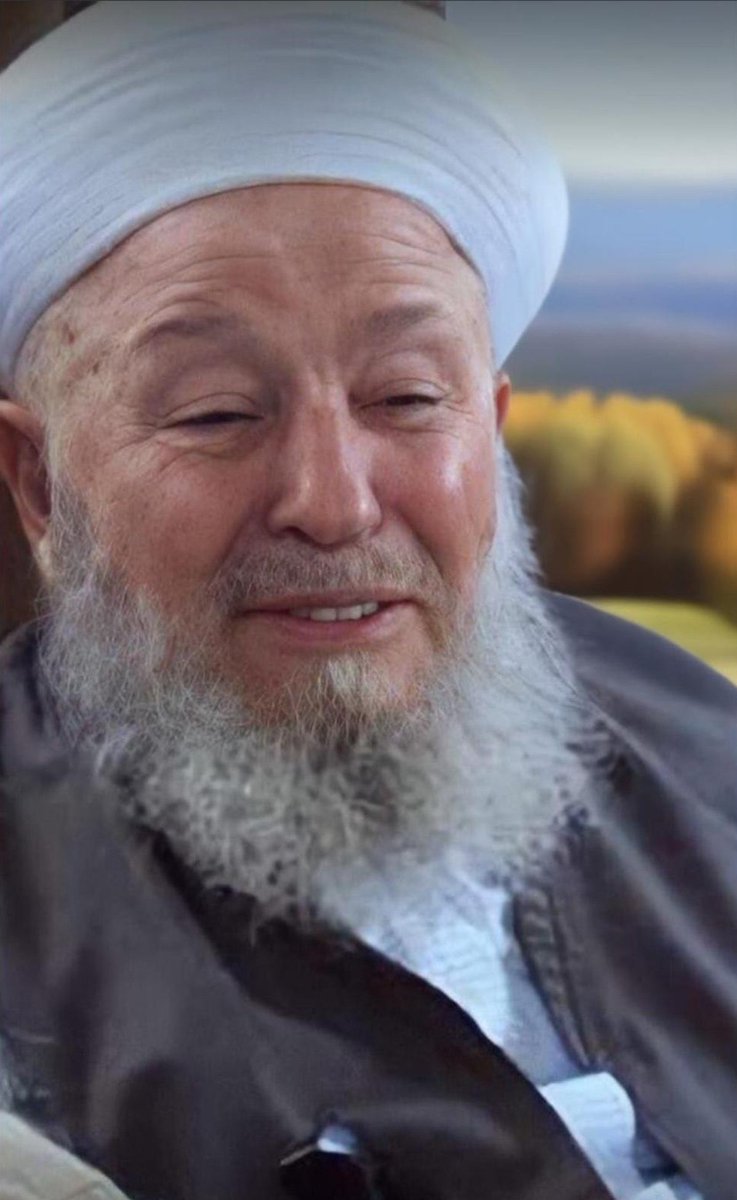 Nakşibendî Hâlidî Müceddidî Şeyhi Mevlânâ Şeyh Mahmûd Efendi kuddise sirruhû.

Tekkesi gasp edilen, yolu tahrif edilmek istenen velî..

 #WeAreMadleen