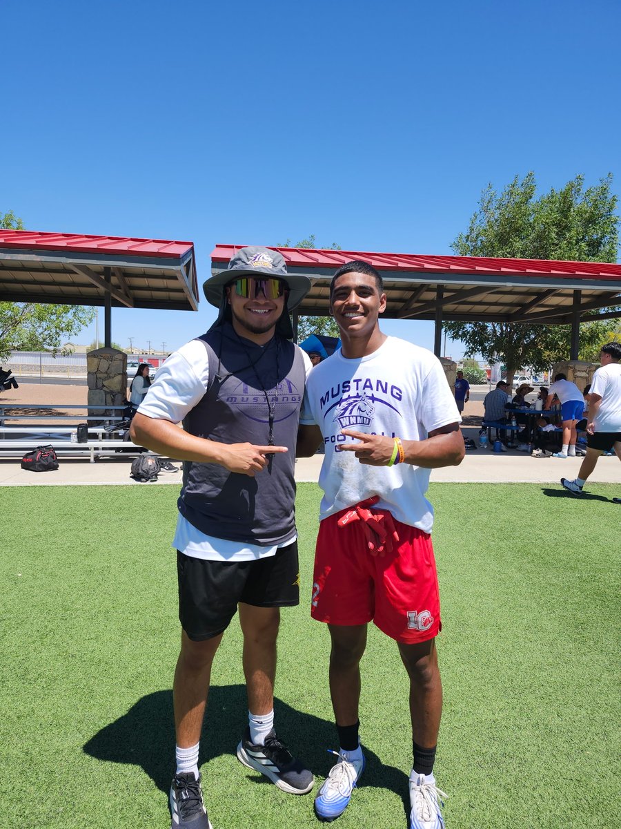 Isaac gomez (@isaacgom_32) on Twitter photo after a great camp today and good conversation with <a href="/CoachRLaurel/">Rahsaan Laurel</a> and <a href="/Coach_Ayon12/">Frank Ayon</a> I'm blessed to receive an offer from WNMU <a href="/PrepRedzoneNM/">Prep Redzone New Mexico</a> <a href="/renetorres05/">Coach Torres</a>
<a href="/mjlopezdawgs/">Mark Lopez</a> <a href="/LCHSFOOTBALL/">Bulldawg Football</a> after a great camp today and good conversation with <a href="/CoachRLaurel/">Rahsaan Laurel</a> and <a href="/Coach_Ayon12/">Frank Ayon</a> I'm blessed to receive an offer from WNMU <a href="/PrepRedzoneNM/">Prep Redzone New Mexico</a> <a href="/renetorres05/">Coach Torres</a>
<a href="/mjlopezdawgs/">Mark Lopez</a> <a href="/LCHSFOOTBALL/">Bulldawg Football</a>