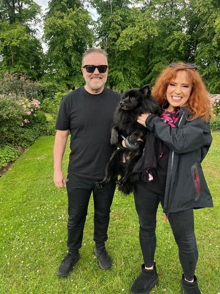 AllDogsMatter's tweet image. A very happy Birthday to lovey supporter and friend @harriet_thorpe here with her rescue dog Derek and someone else who you may recognise 🎂🐾🎈