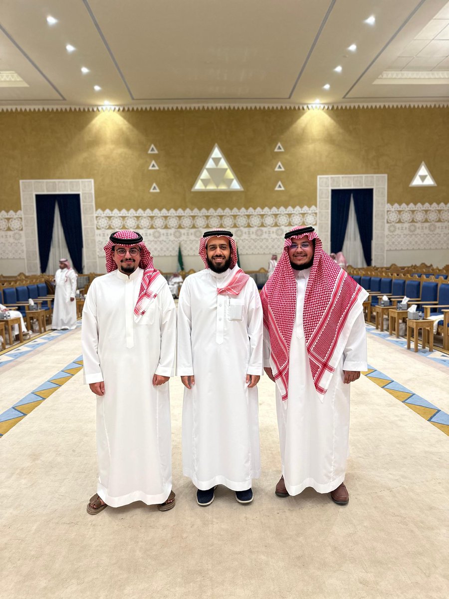 أسرة آل مرشـــــد tweet media