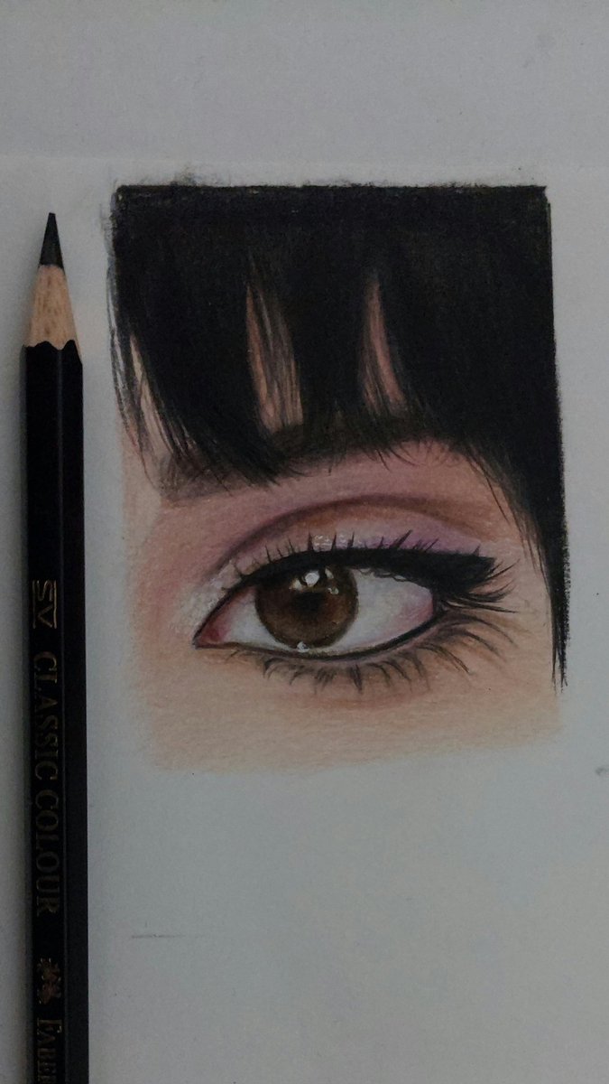 Get closer and experience the quiet feelings and secrets hidden behind each lash...

✨️Whispers Behind Lashes 
✨️1/1
✨️8 $xtz 

objkt.com/tokens/KT1JG8b…