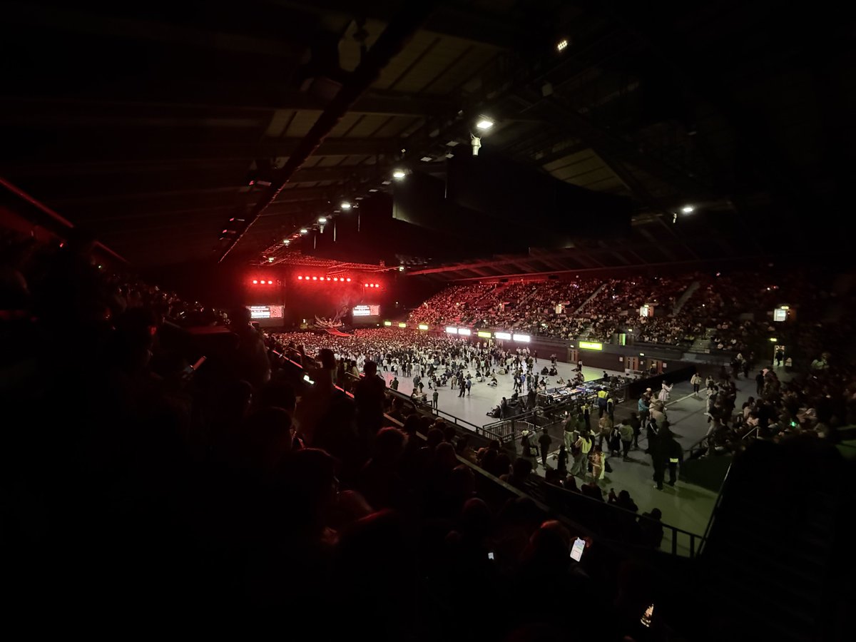 YOASOBIIIIIIIIIIIIIIIII!