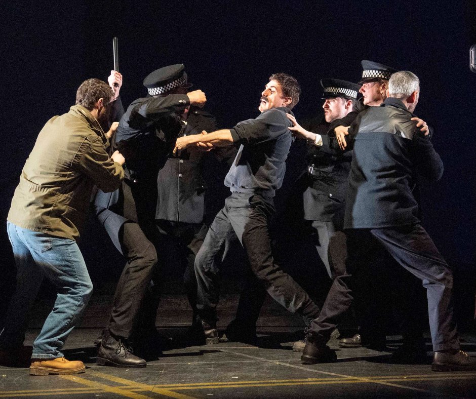 THIS WEEK | Boys From The Blackstuff

This powerful new adaptation of the BAFTA award-winning TV series heads to Stoke-on-Trent direct from the National Theatre and the West End. 

📍 Regent Theatre
📅 Tue 10 - Sat 14 Jun
🎟️ atgtix.co/4mLxXTL