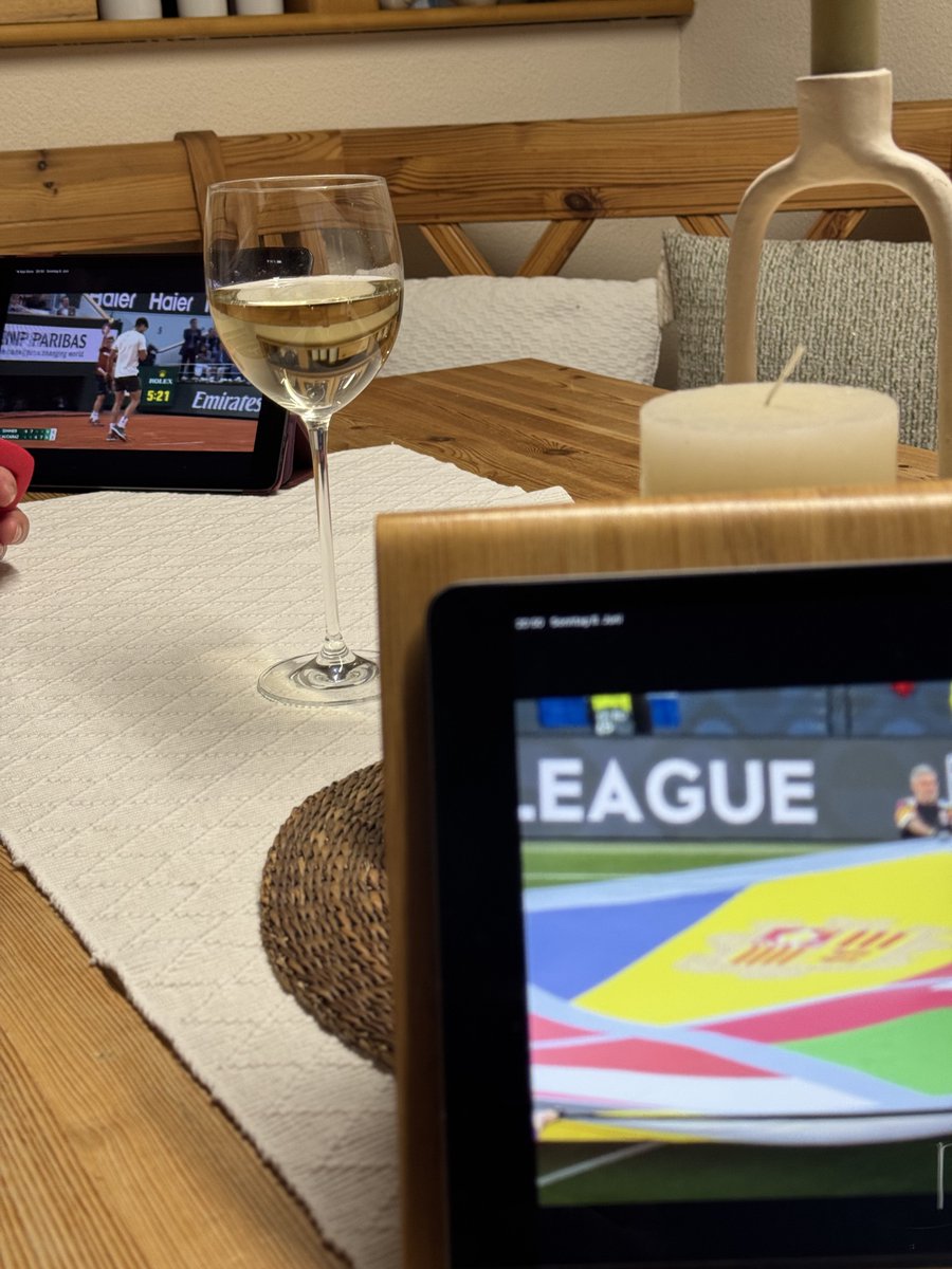 stillflogging's tweet photo. Márquez 🏍️ ✅
Alcaraz 🎾 ?
Spain ⚽️ ?
Could be a Spanien-Tag https://t.co/vNrfm9ZqH2