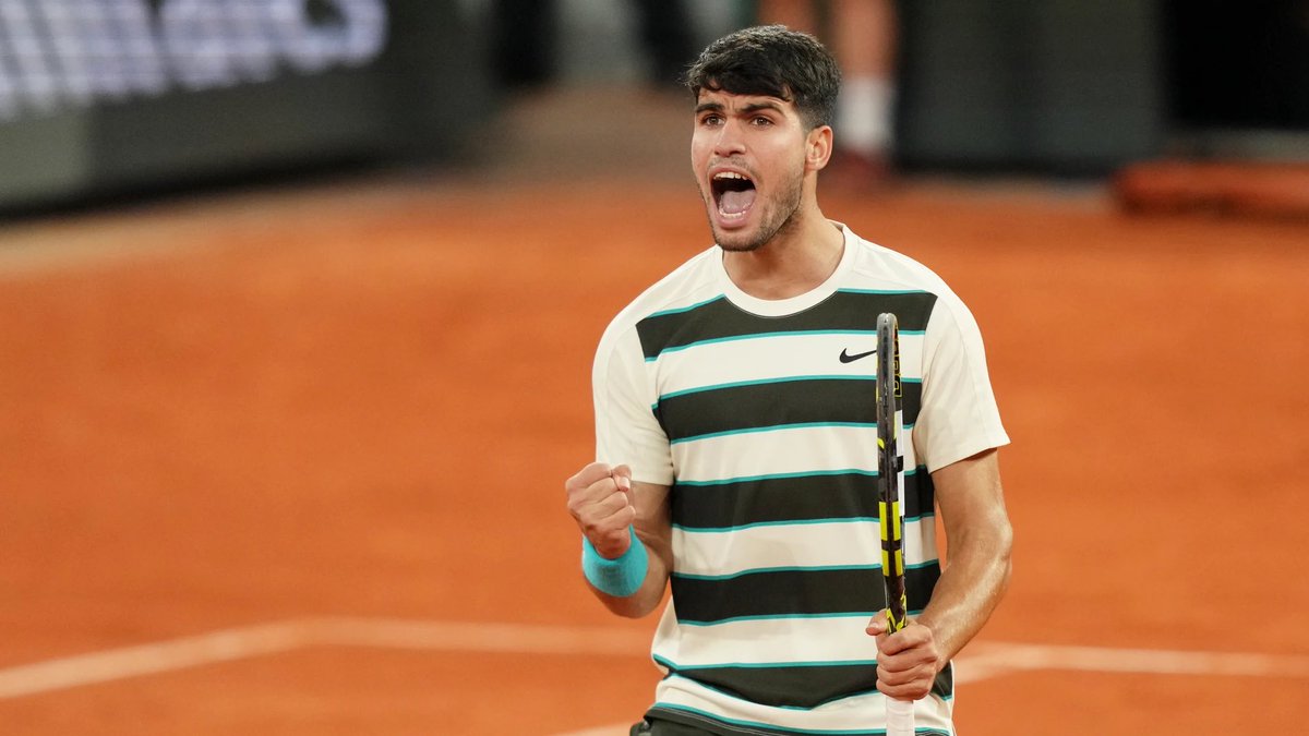 ivanedlm's tweet photo. Qué manera de sufrir! 
Qué manera de ganar!
Qué partidazo de @carlosalcaraz!
Felicidades, campeón! 
💪🏻💪🏻💪🏻 🇪🇸 🇪🇸 🇪🇸 https://t.co/tBqLxlLSCU