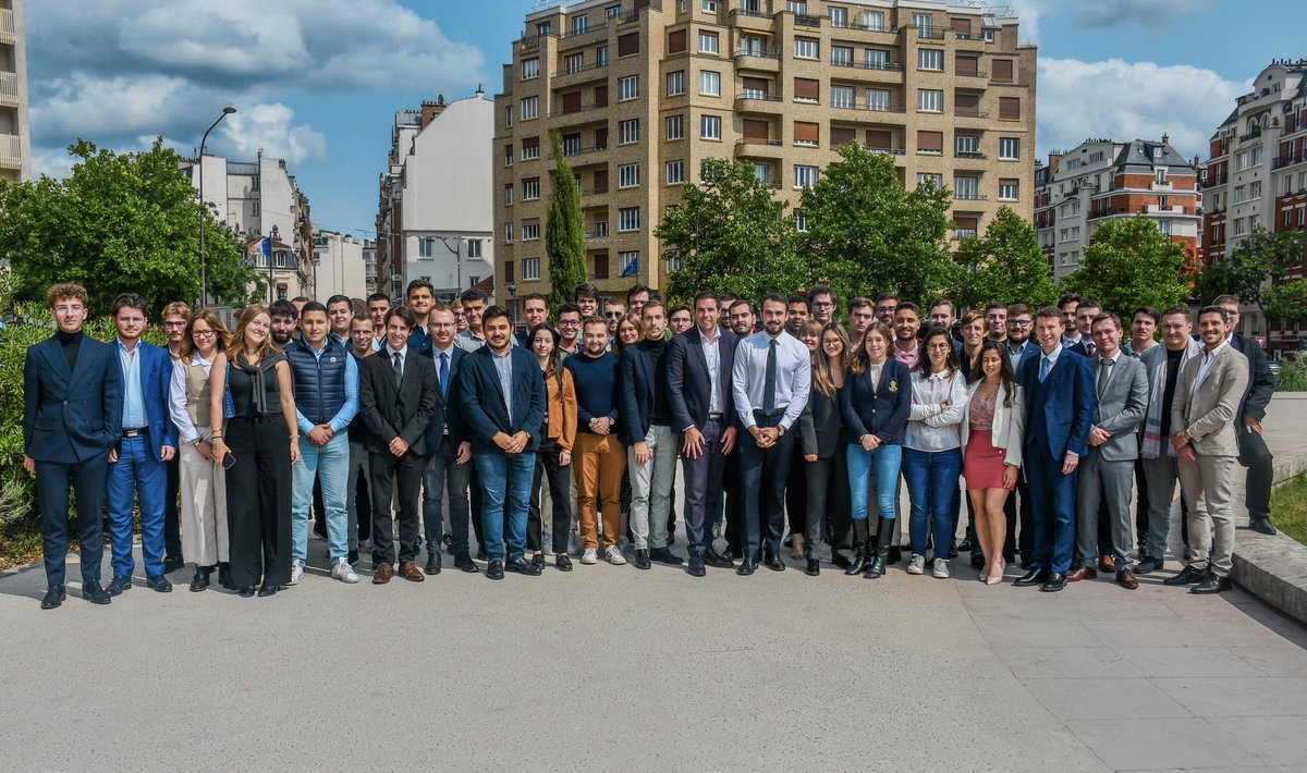 🇫🇷 Notre mouvement ne serait rien sans le travail et le dévouement de ses nombreux responsables locaux.

Partout, ils incarnent la jeunesse patriote, engagée pour enrayer le déclin du pays et construire les victoires de demain.