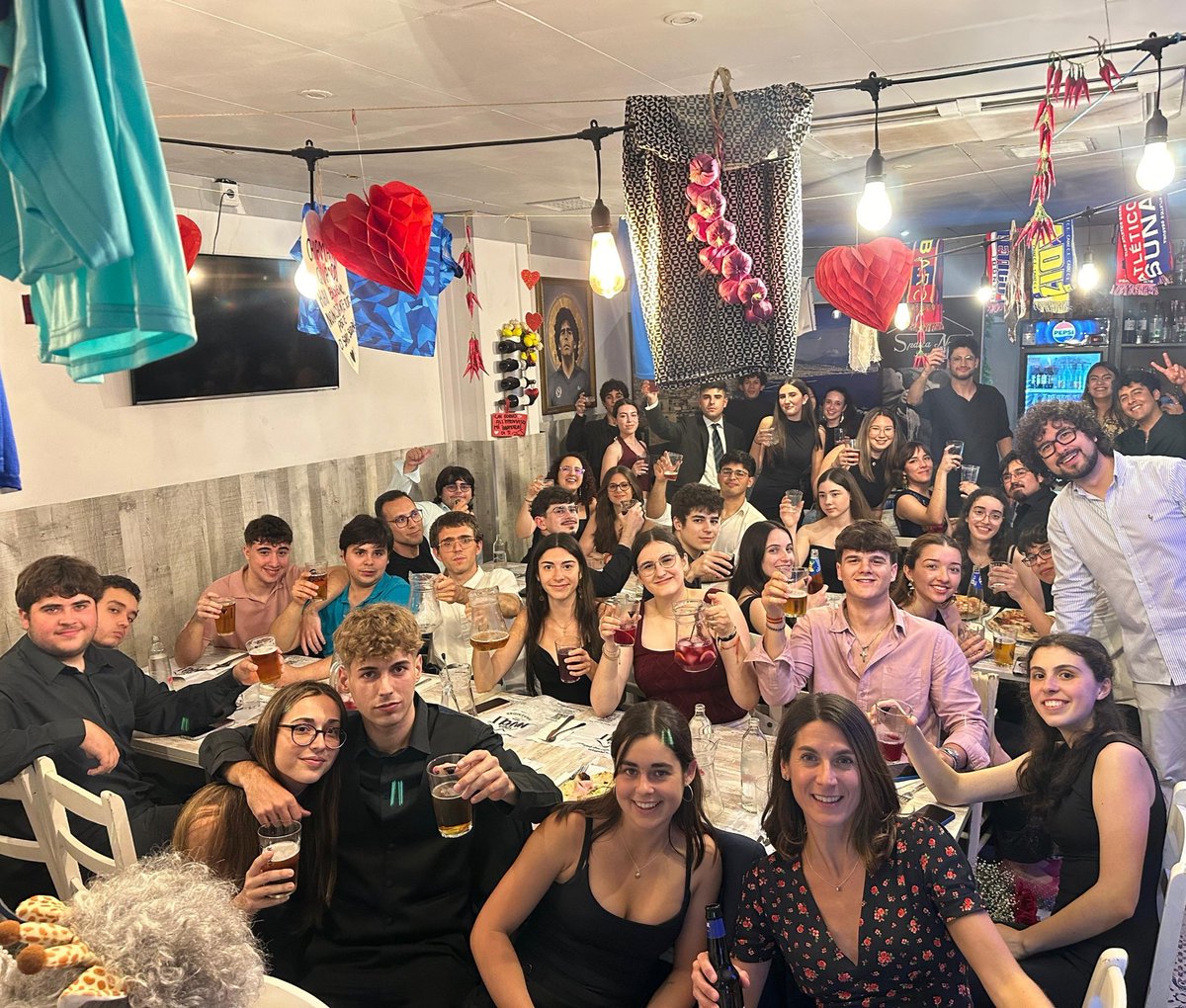 V MARATÓN PIANÍSTICO 💣

Lo que ocurrió ayer en ESMAR fue simplemente increíble... ¡Sigo sin palabras! Me emocionasteis los 35 artistas que subisteis al escenario. Sin duda, el esfuerzo, la constancia y el talento fueron los ingredientes del mejor Maratón Pianístico!!