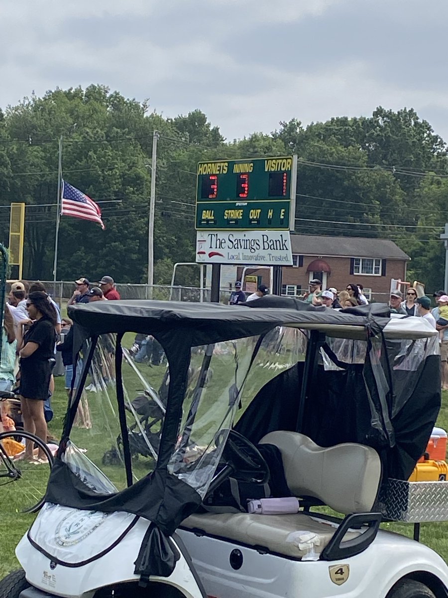 Hornets rallying at Carey Park!
Up 3-1