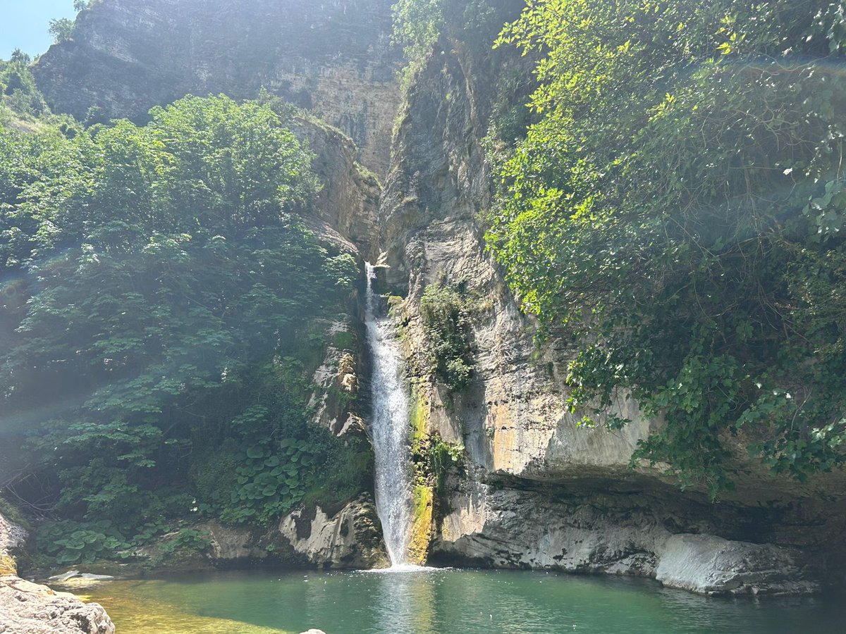 Wie wandelt bij 33* , heeft verkoeling verdiend...