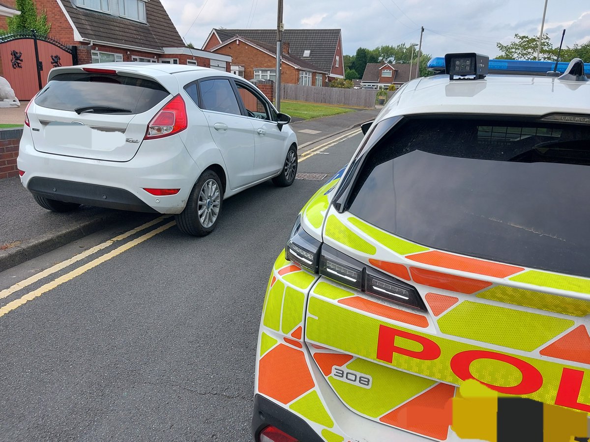 BrierleyHillWMP's tweet image. #Arrest on patrol we saw this cloned car. We detained the driver for a search & checks revealed he is disqualified. Further checks also showed the car was recently stolen. We arrested the driver on suspicion of theft of motor vehicle & have recovered the car #DYcrimeteam