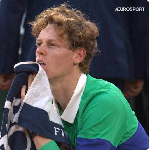 Perdere così fa male,ma è un orgoglio Italiano!!
Grazie Jannik

#RolandGarros