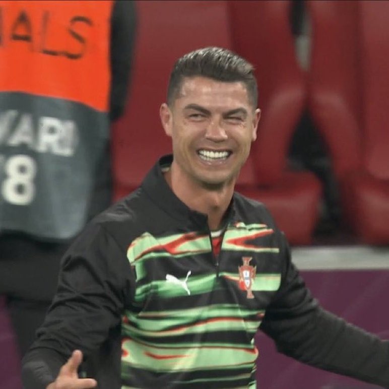 gy_th47's tweet photo. 🇵🇹🏆🏆🏆🏆 https://t.co/mfjTO4smdS