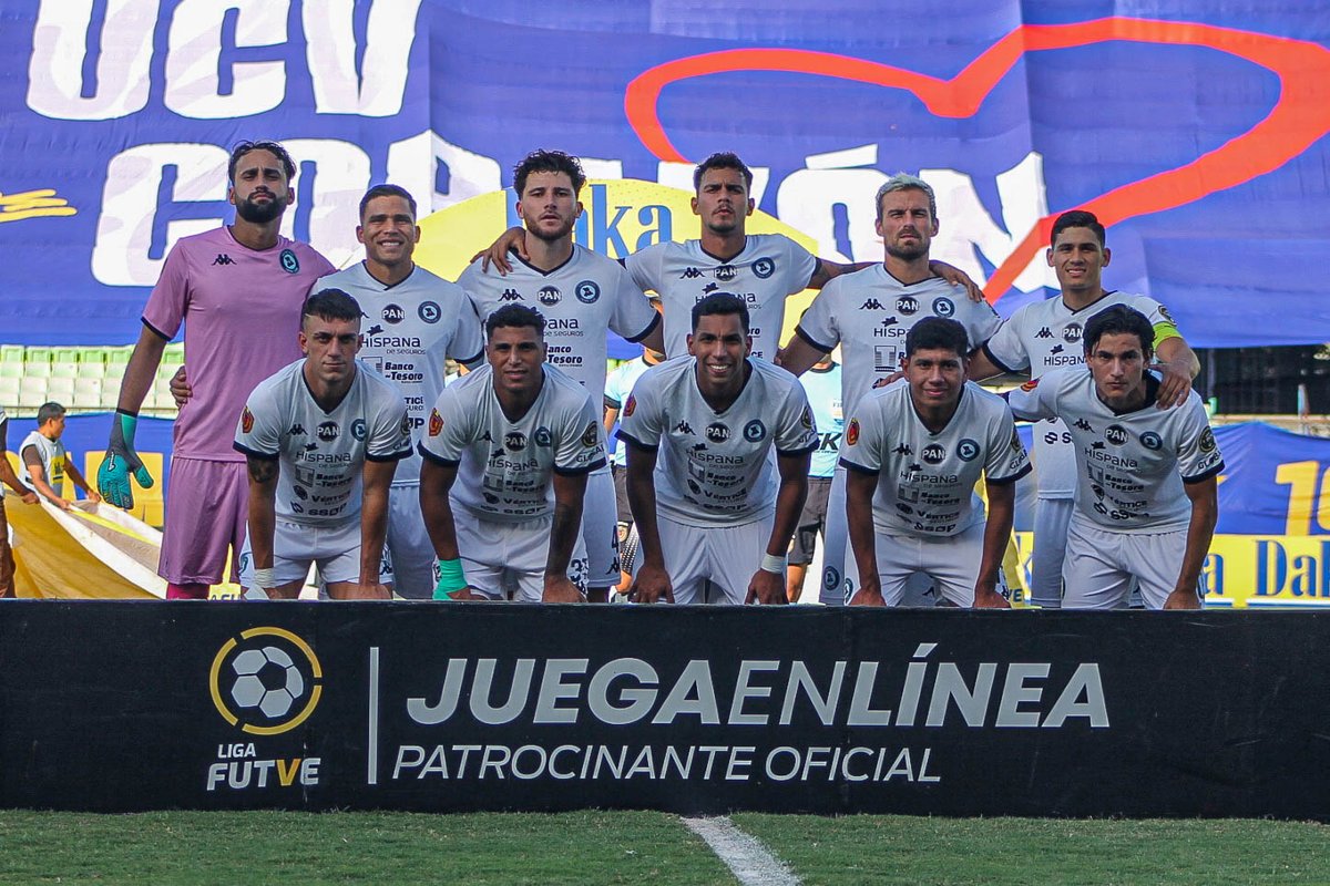 📷 | 𝑬𝑸𝑼𝑰𝑷𝑶 👊

#LigaFUTVEBancoDeVenezuela #SomosAnzoategui 🔵