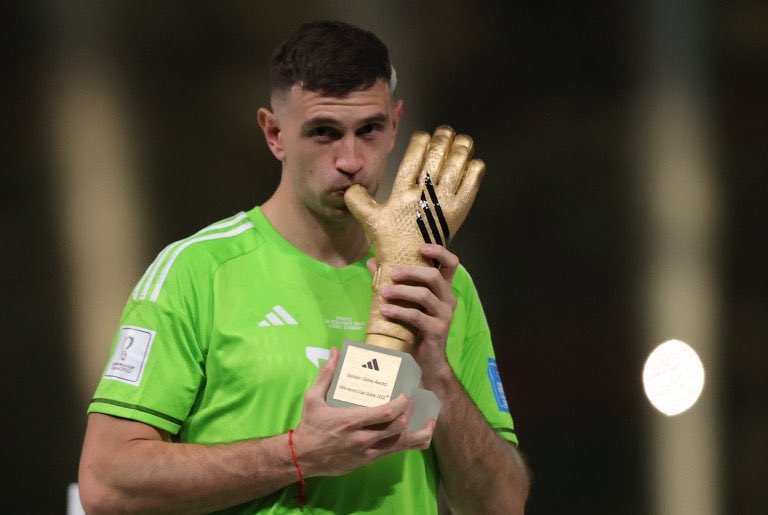 PES Out of Context tweet media