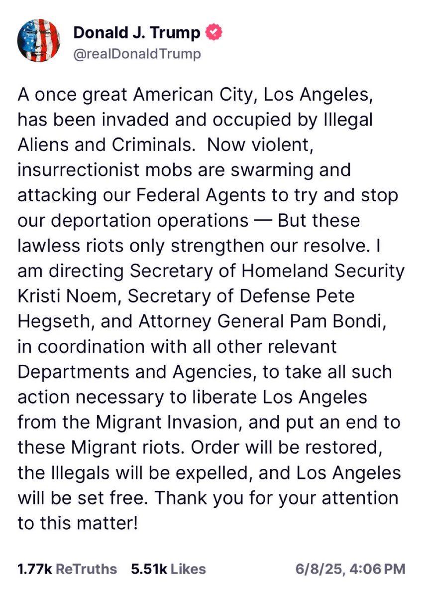 Jon Favreau tweet media