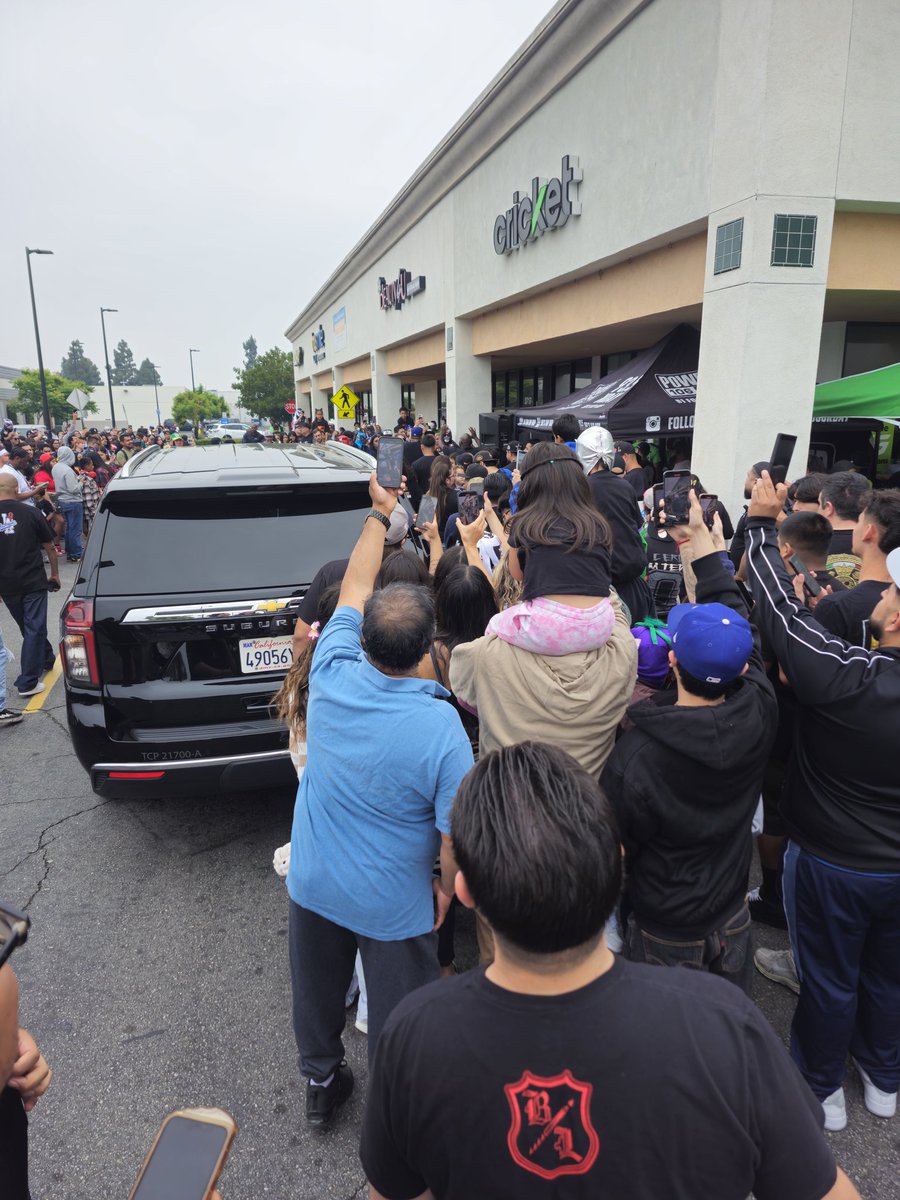 NomoMrNiceG's tweet image. #PENTA meet and greet in Long Beach