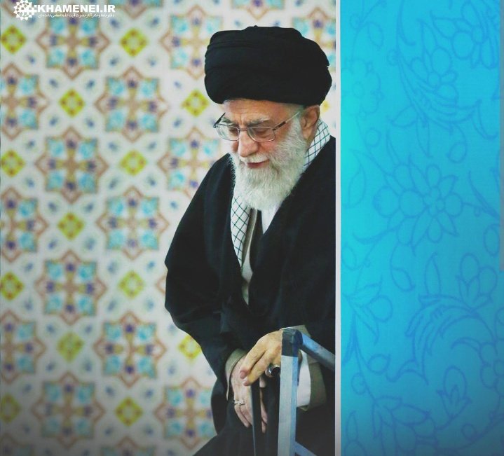 KbrySdry's tweet photo. با عزت و افتخار ثابت کردی
بر دشمن نابکار ثابت کردی
تو دست خدا بعد خمینی بودی
این را شبِ کارِزار ثابت کردی...
#لبیک_یا_خامنه_ای
#پیمان_علوی https://t.co/HU7p68m0kF