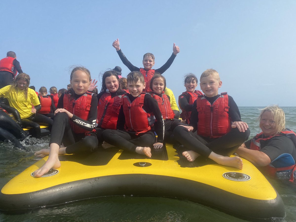 Year6IJS tweet media