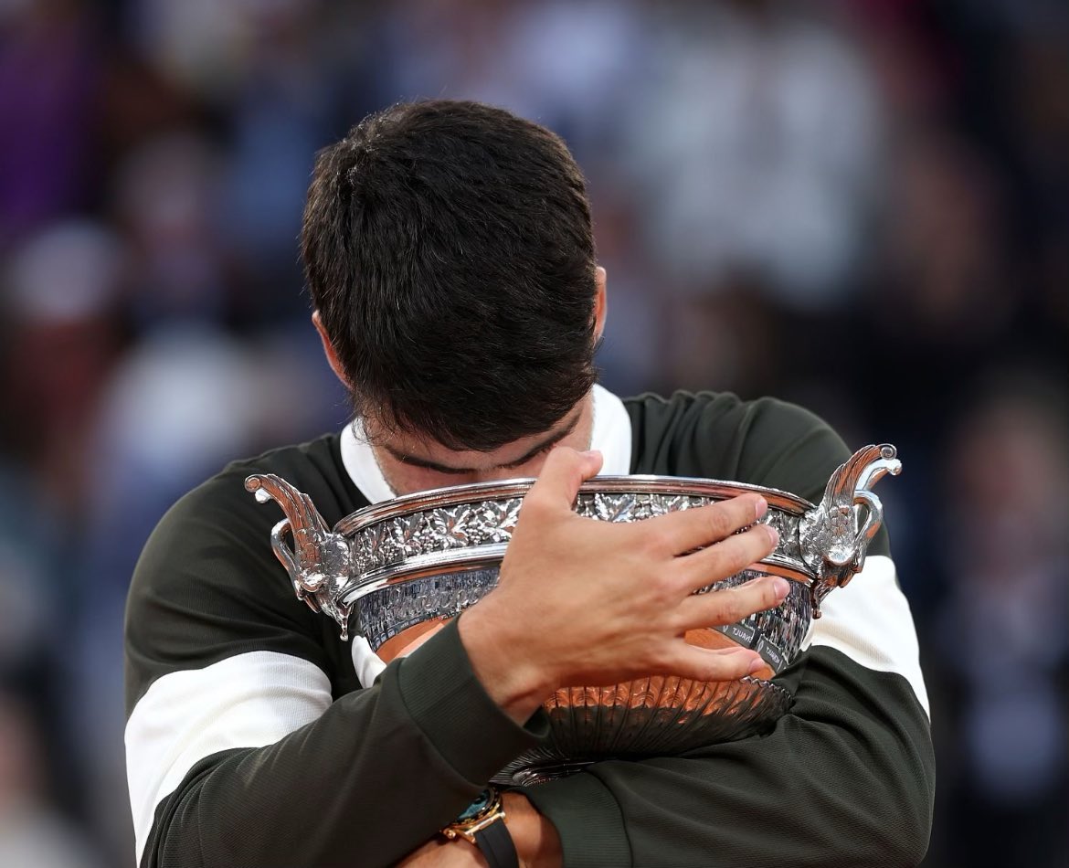 vaibhav_4x's tweet image. Why do we tennis fans always compare whether this final was better than that one? Can&apos;t we just appreciate the incredible match we&apos;ve just witnessed? #RolandGarros
