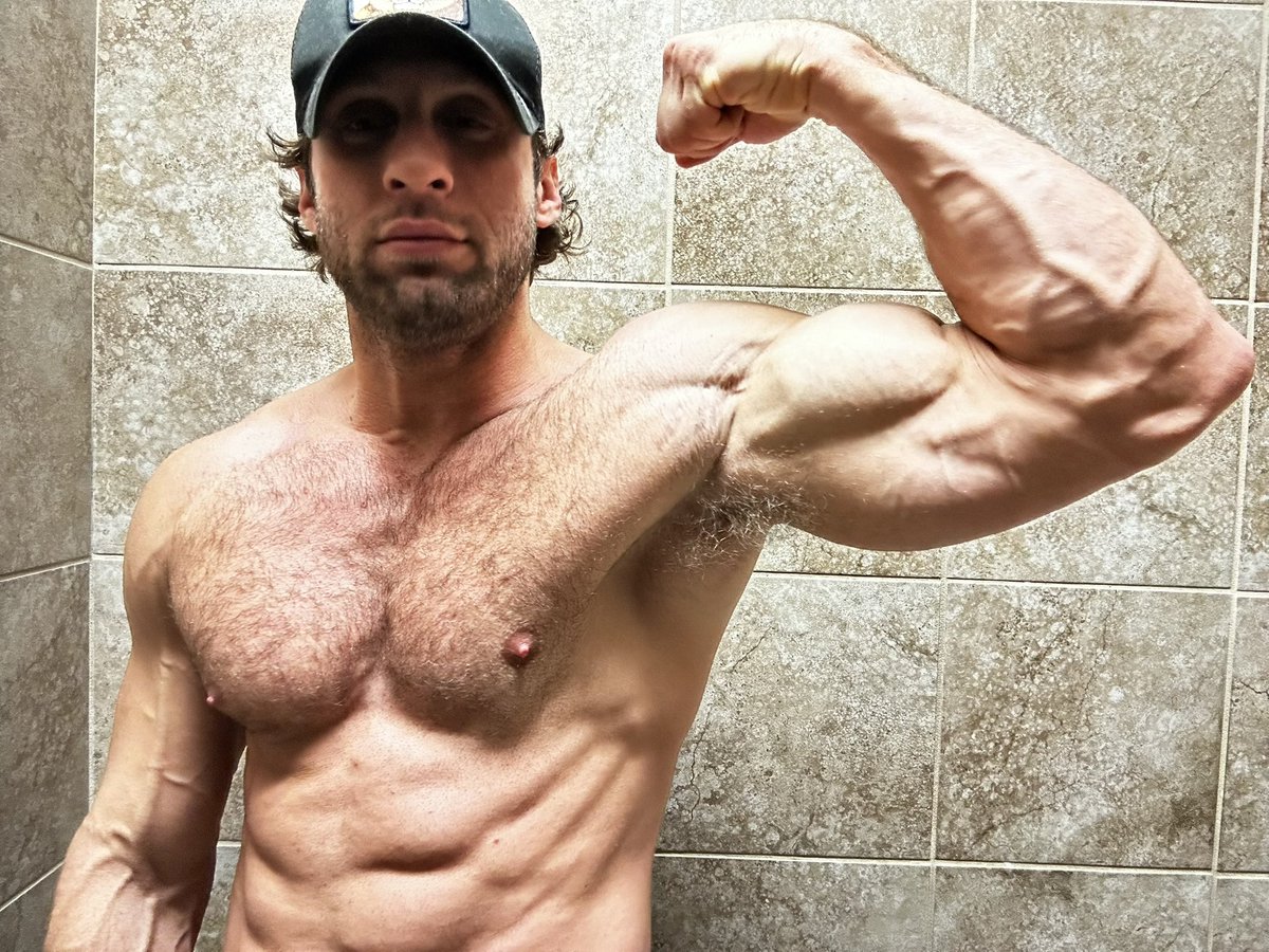 Dom King tweet media