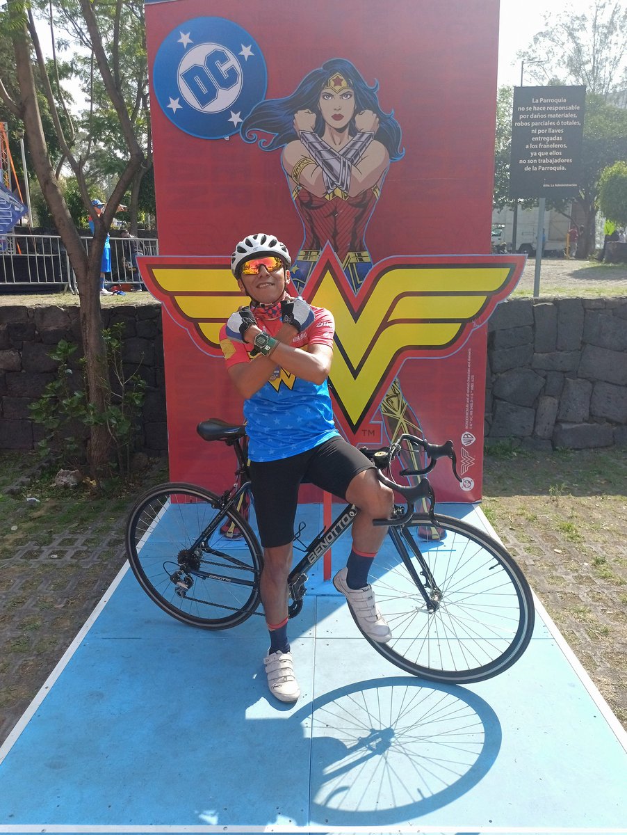 juliobikerun555's tweet photo. Volviendo a mi versiรณn #Duatlon #RunAndRide ๐โ๏ธ๐ฒ ya un clรกsico en mi #LigaDeLaJusticia . ๐ช La 1/4 #WonderWomanRun ๐ฆธโโ๏ธ๐๐จ #5K y un #WonderWomanOnBike ๐ฆธโโ๏ธ๐ฒ๐จ#25K ๐ฐ #30K de poderรญo #WonderWoman ๐ฆธโโ๏ธ ... @ManicomioRunner @SumandoKMx #YoElegiCorrer @logrartusmetas @CanalRunning https://t.co/pQkAIQ9zVe