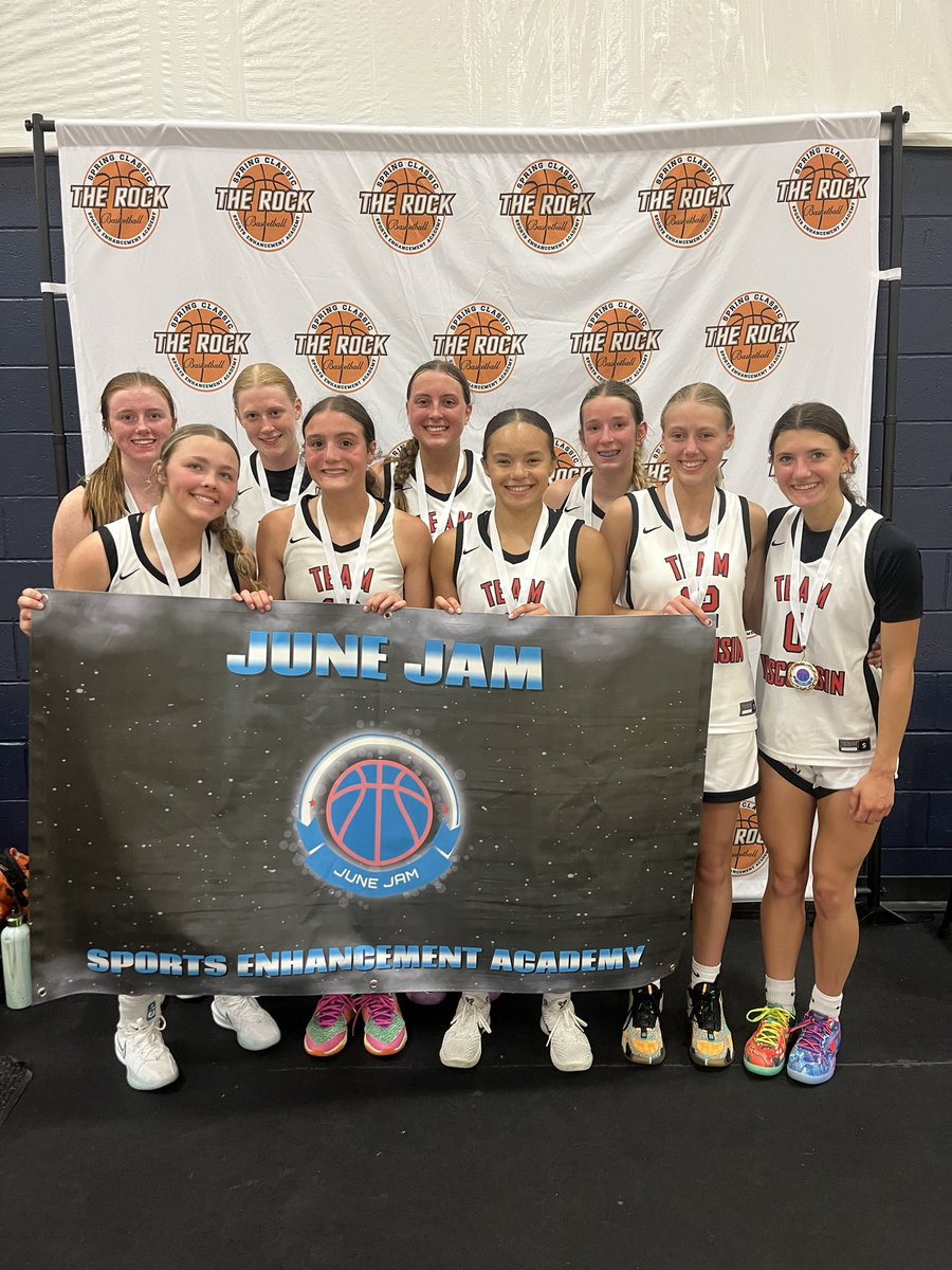 SEA Facilities (@seafacilities) on Twitter photo 🚨CHAMPIONS🚨
Congratulations to <a href="/vcteamwi/">Team Wisconsin</a> - Red for winning the 2025 June Jam 16 Division Championship‼️
#SEA 🚨CHAMPIONS🚨
Congratulations to <a href="/vcteamwi/">Team Wisconsin</a> - Red for winning the 2025 June Jam 16 Division Championship‼️
#SEA