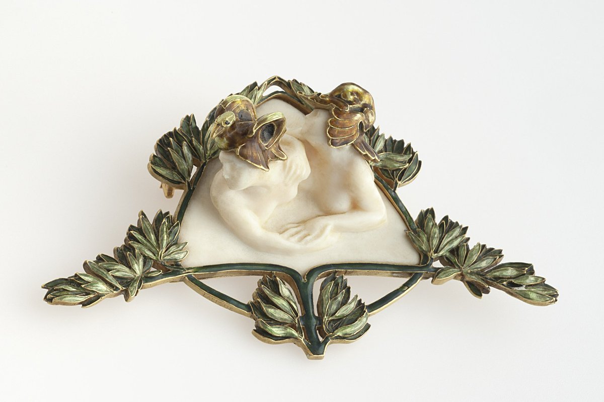 René #Lalique | brooch and pendant | gold and ivory | <a href="/LaliqueMuseumNL/">Lalique Museum NL</a> #jewellery #jewelry #artnouveau
