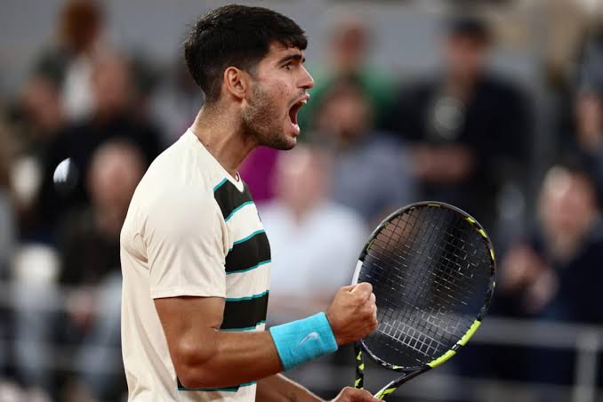 cryptoHolder09's tweet photo. 2022 US Open โ
2023 Wimbledon โ
2024 Roland-Garros โ
2024 Wimbledon โ
2025 Roland-Garros โ
WHAT A PLAYER ๐ฅ
CARLOS ALCARAZ IS BUILDING A LEGACY AT JUST 23! ๐๐ฅ
Witnessing greatness in real time. ๐พ๐
#Alcaraz #RolandGarros2025 #TennisLegend #NextGenGOAT #FrenchOpen https://t.co/Z2LId2VU7p