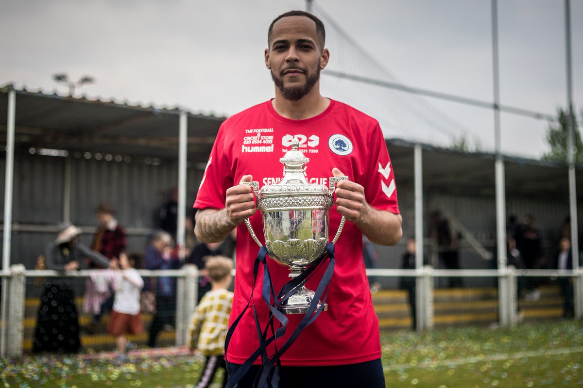 Thanks for everything over the years Cal, you'll always be a club legend.

185 appearances, 44 goals, and a massive part of our history. 

💙