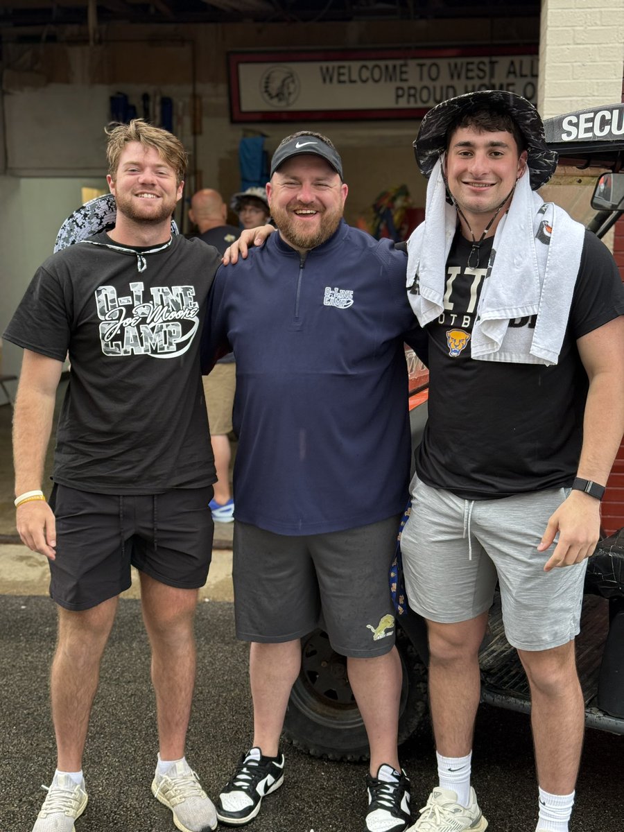 Mike Rittelmann (@mrittcgs) on Twitter photo One of the best parts of coaching is seeing former players succeedânot just on the field, but in life. Proud to have coached these two back at <a href="/CVColtsFootball/">Chartiers Valley Football</a>:
â
<a href="/anthony_mackey9/">Anthony Mackey</a> âĄď¸ <a href="/MercyhurstFB/">Mercyhurst Football</a>
â
<a href="/AbeIbrahim6/">Abe Ibrahim</a> âĄď¸ <a href="/Pitt_FB/">Pitt Football</a>
<a href="/DKnause5/">Coach Knause</a> I think I finally have a shot at beating One of the best parts of coaching is seeing former players succeedânot just on the field, but in life. Proud to have coached these two back at <a href="/CVColtsFootball/">Chartiers Valley Football</a>:
â
<a href="/anthony_mackey9/">Anthony Mackey</a> âĄď¸ <a href="/MercyhurstFB/">Mercyhurst Football</a>
â
<a href="/AbeIbrahim6/">Abe Ibrahim</a> âĄď¸ <a href="/Pitt_FB/">Pitt Football</a>
<a href="/DKnause5/">Coach Knause</a> I think I finally have a shot at beating