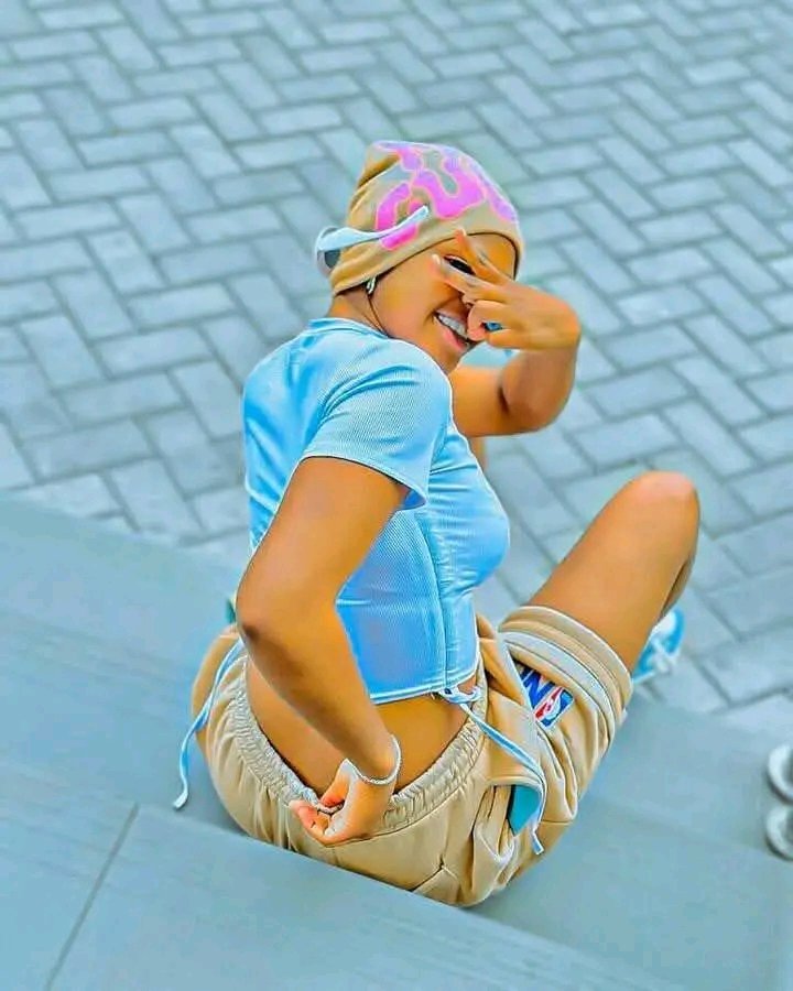 Infinitycadra's tweet image. Love me or hate me