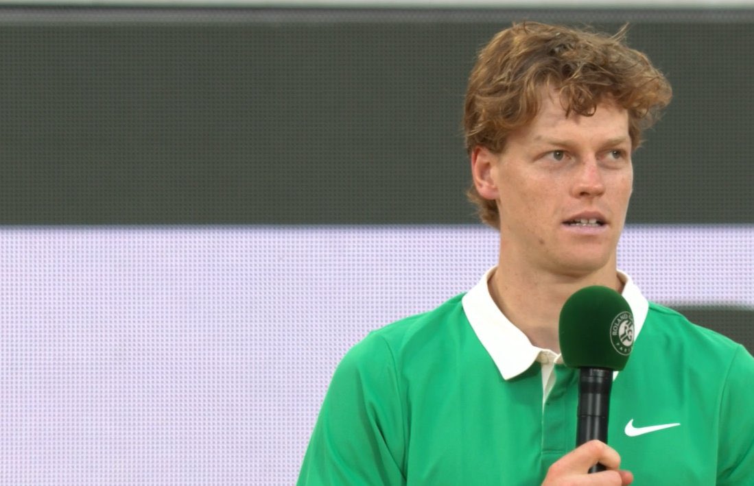 Sei comunque il numero 1, Jannik: perché i grandi campioni sono quelli che non hanno paura di mostrare le proprie emozioni, anche quando sono amare come quelle di oggi.

#Sinner #RolandGarros