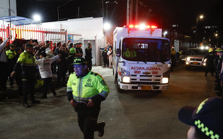 VirtualNotMX's tweet image. 🌐 INTERNACIONAL | El estado de salud de Miguel Uribe es de “máxima gravedad” y “reservado”, según clínica dlvr.it/TLF6TY 🔗 #MiguelUribe #EstadoDeSalud #CentroDemocrático #UrgenciaMédica #Colombia