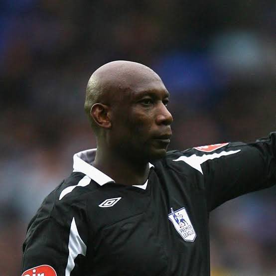 Andy Kershaw Media 🎙️ (@andyksheffield) on Twitter photo Sheffield and the world of football has lost a great man. Former FIFA referee Uriah Rennie has died just weeks after being installed as Chancellor of <a href="/sheffhallamuni/">Sheffield Hallam University</a> He became an international FIFA and FA referee and officiated more than 300 games
bbc.co.uk/news/articles/… Sheffield and the world of football has lost a great man. Former FIFA referee Uriah Rennie has died just weeks after being installed as Chancellor of <a href="/sheffhallamuni/">Sheffield Hallam University</a> He became an international FIFA and FA referee and officiated more than 300 games
bbc.co.uk/news/articles/…