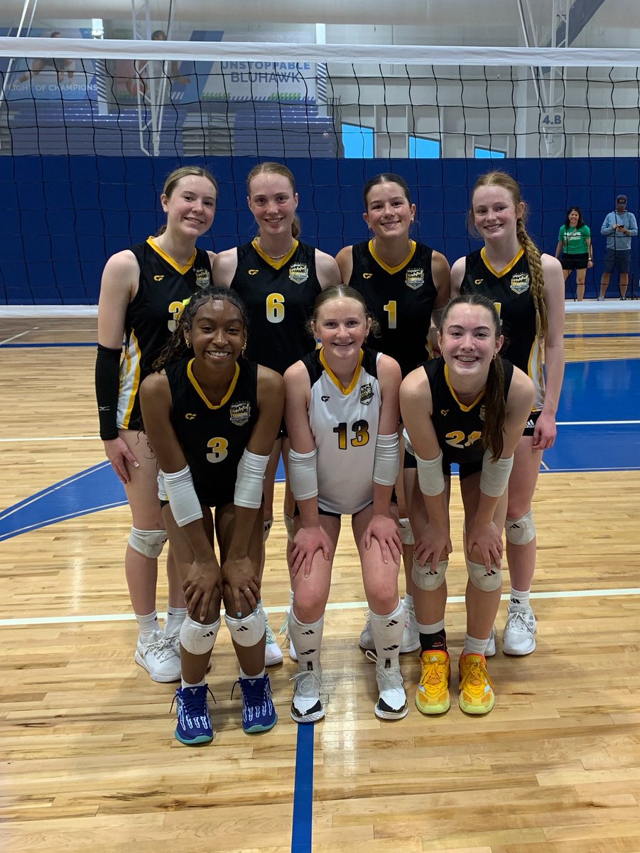 shockwavevba's tweet image. Great weekend of competition for 14-Black at Pre-Nationals!! Excited for AAU Nationals in Orlando! 🏝️🏐
