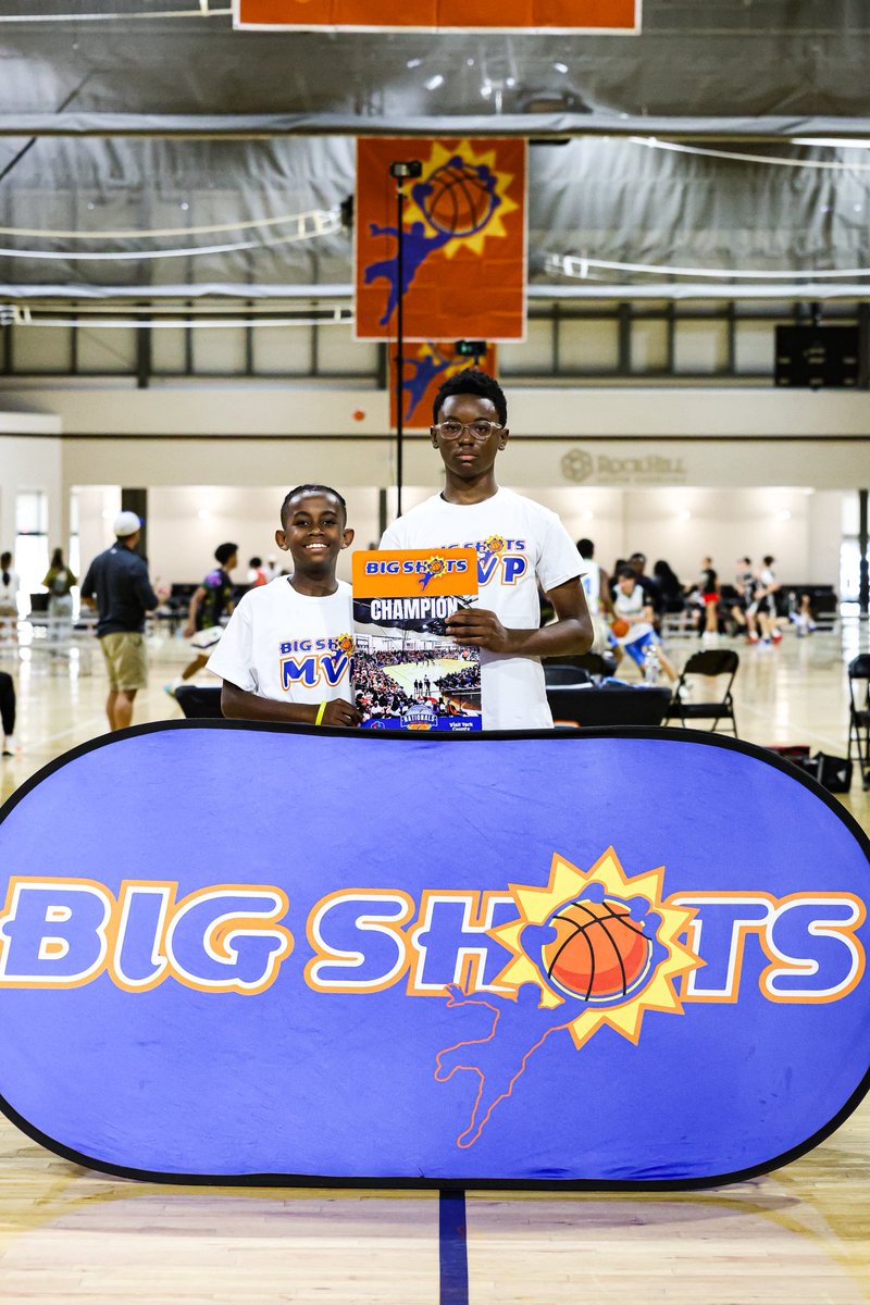 BIG SH🏀TS tweet media