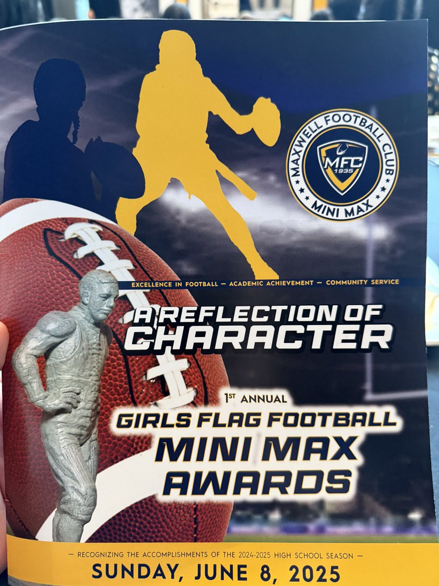 Maxwell Football (@maxwellfootball) on Twitter photo Thatโs a wrap!
The first-ever Girls Mini-Max Awards are officially in the books!
Over 30 outstanding young women from New Jersey, Pennsylvania, and Delaware were recognized for their achievements! ๐
Thank you <a href="/Eagles/">Philadelphia Eagles</a>, <a href="/VerticalRaise/">Vertical Raise</a> and <a href="/NFLFoundation/">NFL Foundation</a> for your generosity! Thatโs a wrap!
The first-ever Girls Mini-Max Awards are officially in the books!
Over 30 outstanding young women from New Jersey, Pennsylvania, and Delaware were recognized for their achievements! ๐
Thank you <a href="/Eagles/">Philadelphia Eagles</a>, <a href="/VerticalRaise/">Vertical Raise</a> and <a href="/NFLFoundation/">NFL Foundation</a> for your generosity!