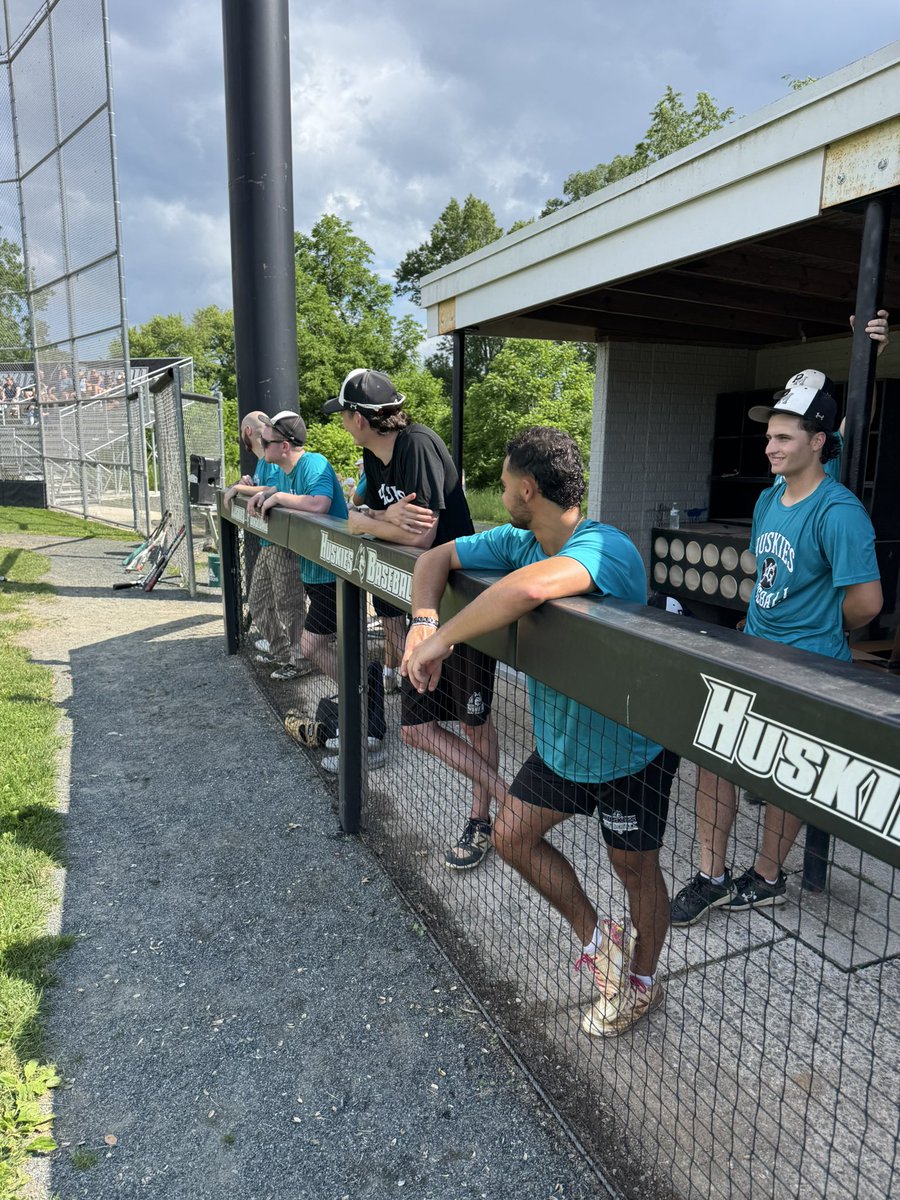 Another great alumni game in the books. Awesome time catching up with a great group of guys. Always fun to watch players and parents come back for another game at the dome. A big thanks to Alek for leading the charge again.