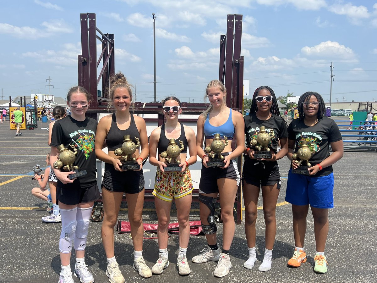 Sophie Robbins (@sarobbinsgirls) on Twitter photo It was a hot one today, but we got it done and finished 5-1 for the weekend against some good teams in Gaylord <a href="/gusmacker3on3/">Gus Macker</a> 🥇 It was a hot one today, but we got it done and finished 5-1 for the weekend against some good teams in Gaylord <a href="/gusmacker3on3/">Gus Macker</a> 🥇