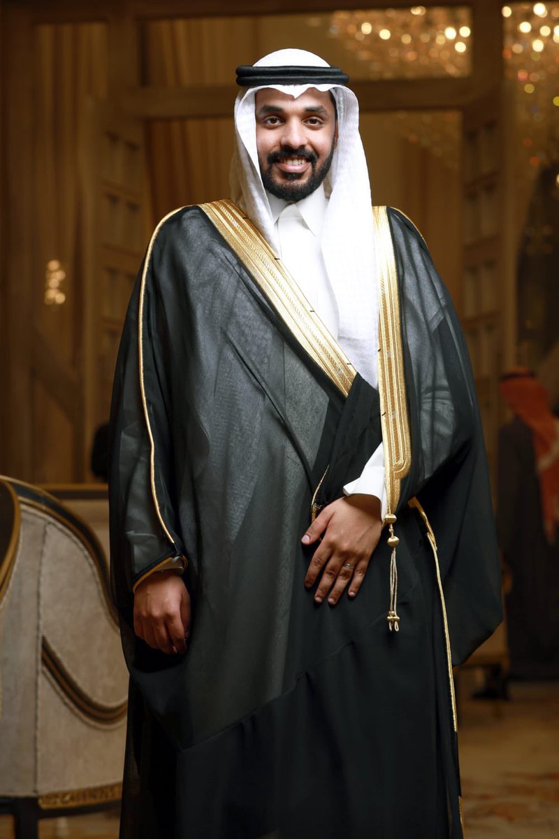 jelaifyfamily's tweet photo. أفراح الجليفي والمالكي

نبارك لابن العم: فهد بن إبراهيم بن عبدالرحمن بن عبدالعزيز زواجه من كريمة الشيخ/ محمد بن عوض العاصمي المالكي رحمه الله.

ومرفق لقطات تجمع العريس مع أهله وأهل العروس.
بارك الله لهما، وبارك عليهما، وجمع بينهما في خير. https://t.co/fSIewIBJO0