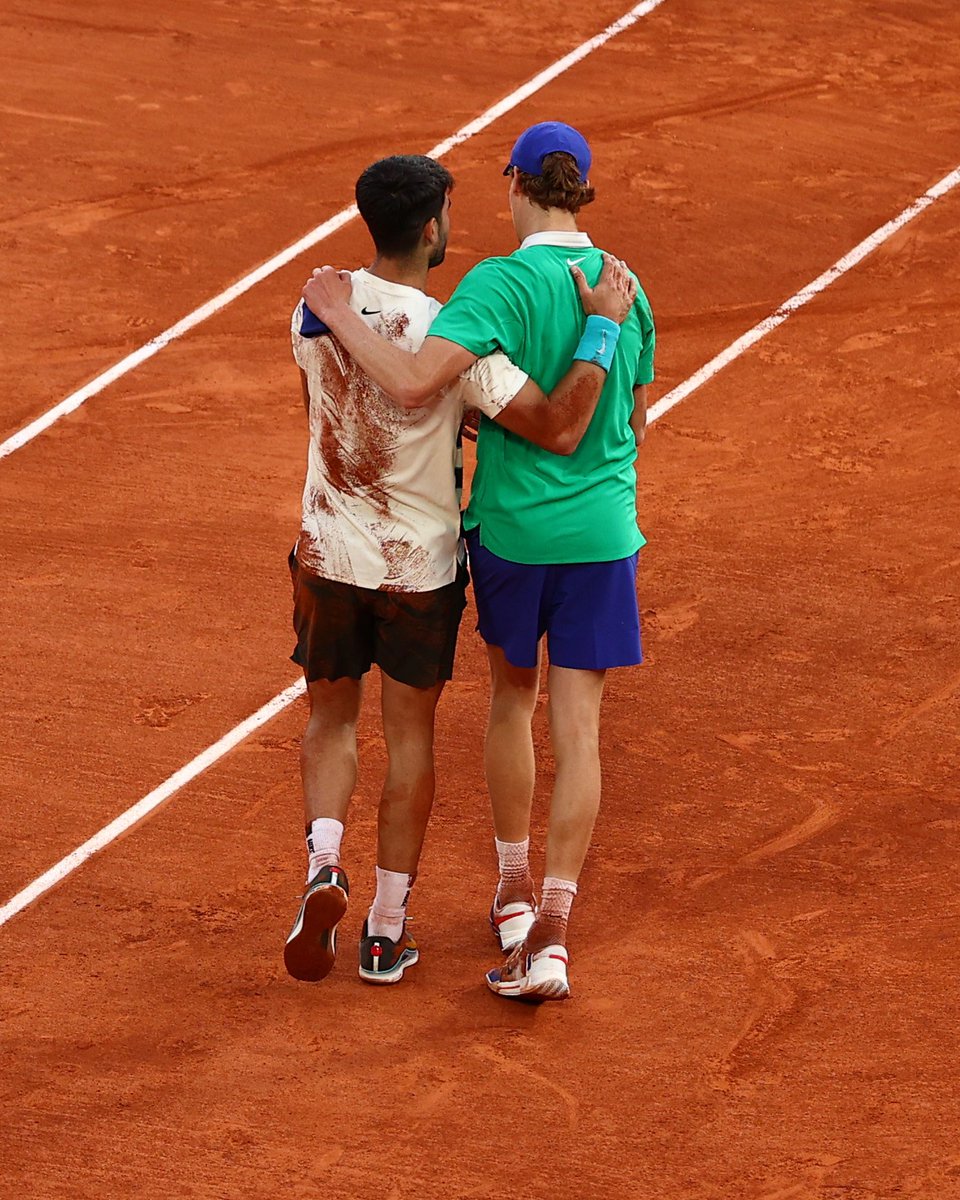 Willson Chivhanga (@wchivhanga) on Twitter photo Best Grand Slam Final ever!
Congratulations <a href="/carlosalcaraz/">Carlos Alcaraz</a>
Great fight <a href="/janniksin/">Jannik Sinner</a>
#RolandGarros Best Grand Slam Final ever!
Congratulations <a href="/carlosalcaraz/">Carlos Alcaraz</a>
Great fight <a href="/janniksin/">Jannik Sinner</a>
#RolandGarros
