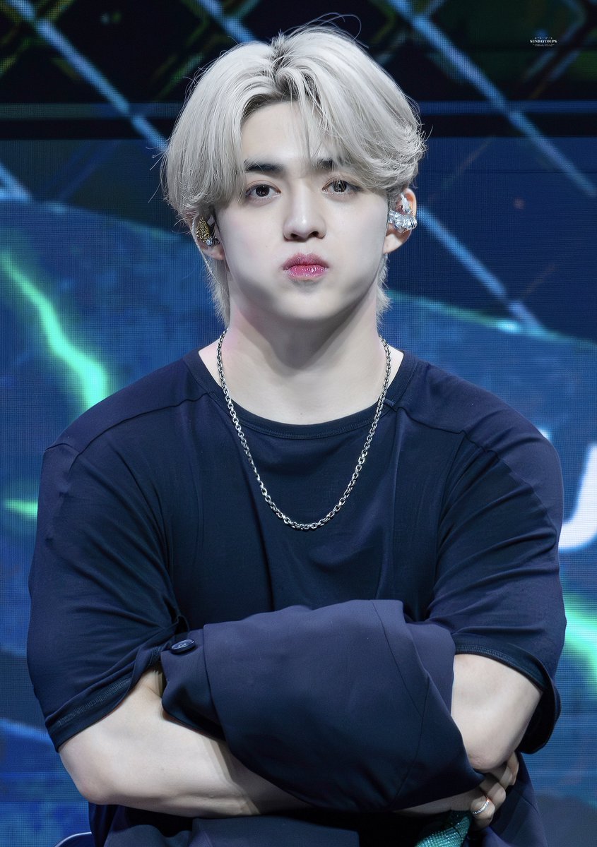 SUNDAYCOUPS_'s tweet image. 250608 HAPPYBURSTDAY GV
๋ง๋
#SCOUPS #์์ค์ฟฑ์ค #์น์ฒ #์ธ๋ธํด #SEVENTEEN