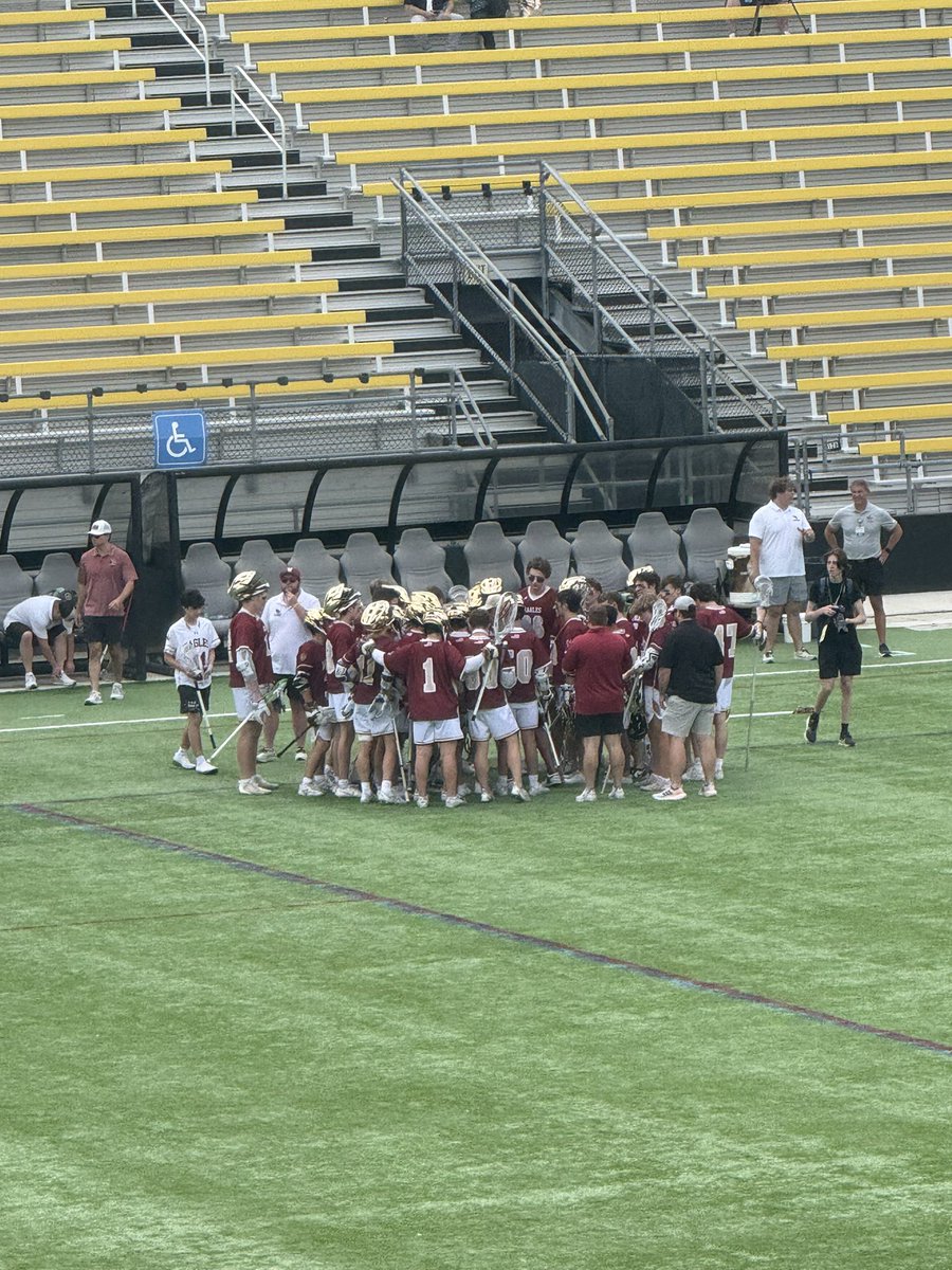 LaxTheLand's tweet image. Back at it for the D2 Championship Game
Ready to roll now that Bishop Watterson is correctly attired in the appropriate dark jerseys…a little gamesmanship early?!?
Let’s Go Woo!
#HTC