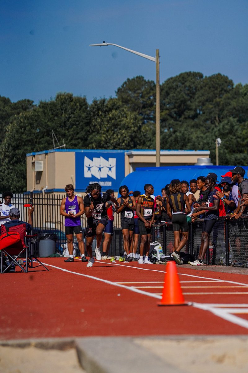 #AGTG First year competing in track and field complete✅ Still way more room for improvement!!

- ALL region Long jump 🥇
- State qualified Long jump🥇