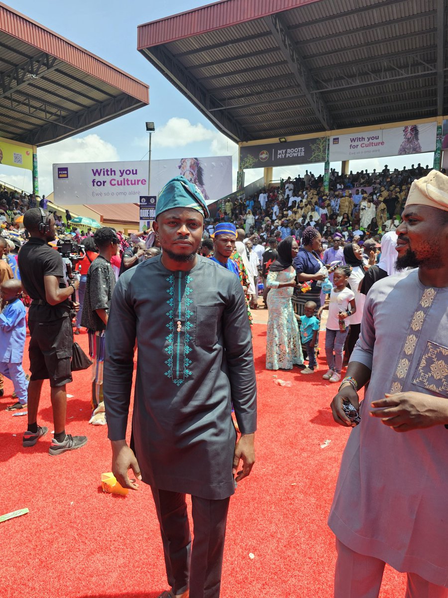 Danny_yelll's tweet photo. Yoruba Tradition at its finest.
All on display at Ojudeoba 2025.

#ojudeoba2025 https://t.co/3S0C7bWEqN