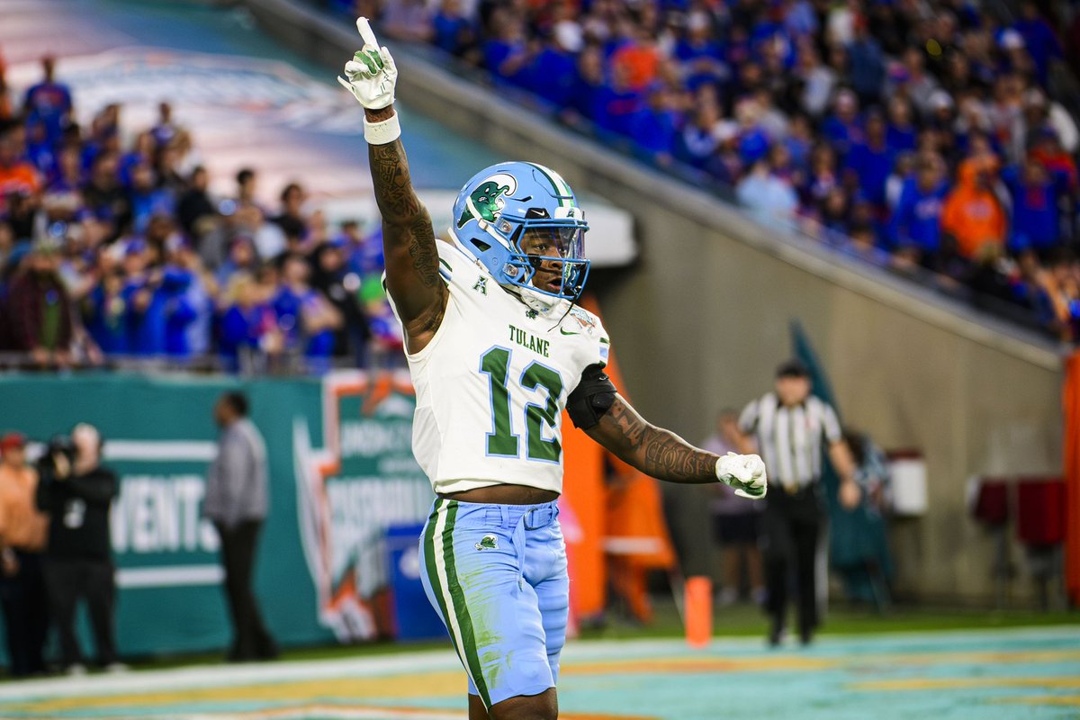 TREY MARTIN tweet media