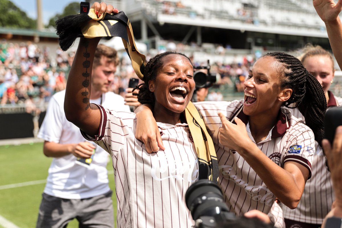 TST (@tst7v7) on Twitter photo BUMPY PITCHHHHHHHHHHH BUMPY PITCHHHHHHHHHHH