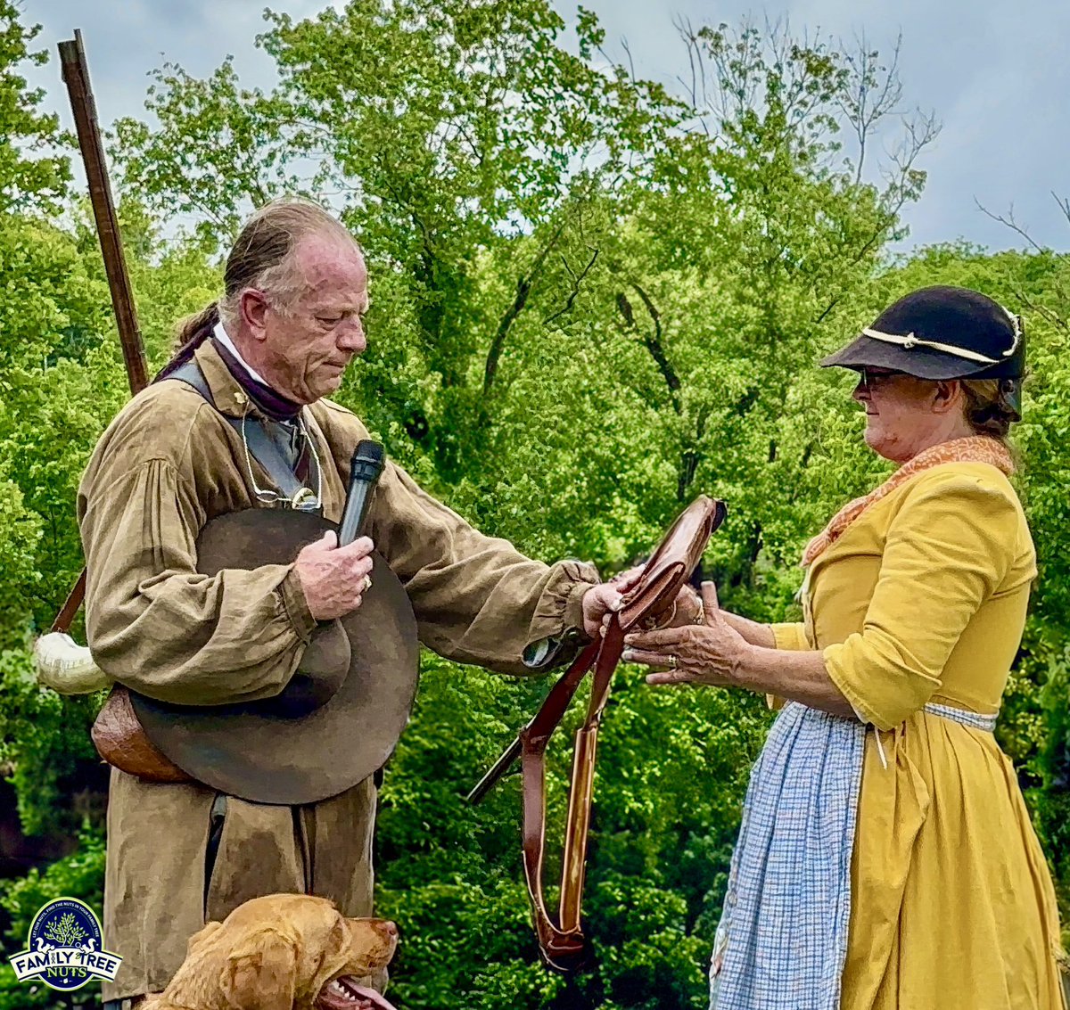 FamilyTreeNuts1's tweet photo. 🪓 250th! The Ax Arriving at Boonesborough! 

250th Anniversary of Daniel Boone’s Axmen

#history #ushistory #americanhistory #pioneerhistory #frontierhistory #250th #boonesboro #boonesborough #danielboone #boonetrace #kentucky #ancestry #genealogy #FamilyTreeNuts https://t.co/qaCrmmKBsQ