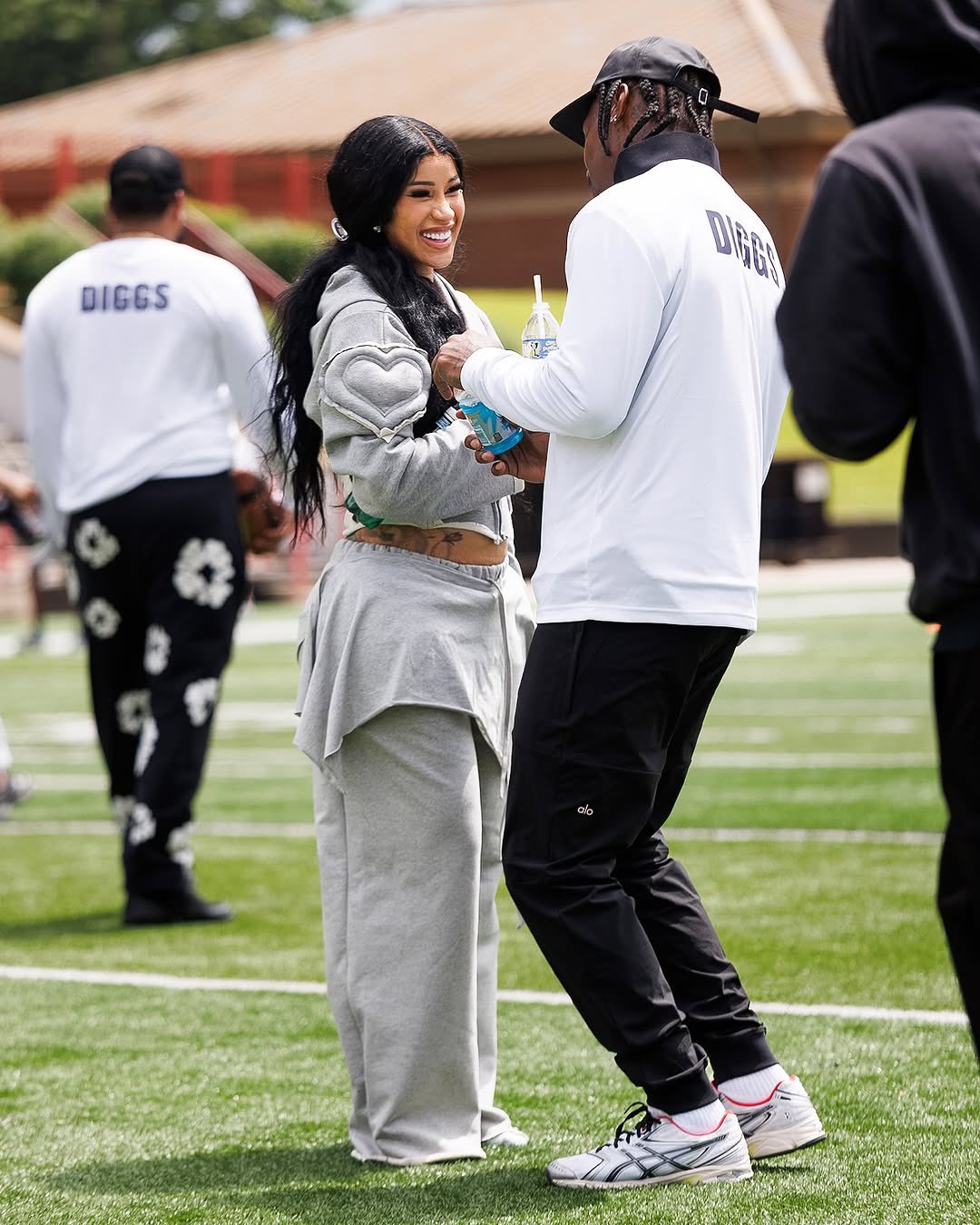 Gs8pgUzWUAEygvU?format=jpg&name=large Wait, Cardi B & NFL’s Stefon Diggs Were Caught On Camera Engaging In Heavy PDA at Youth Football Camp
