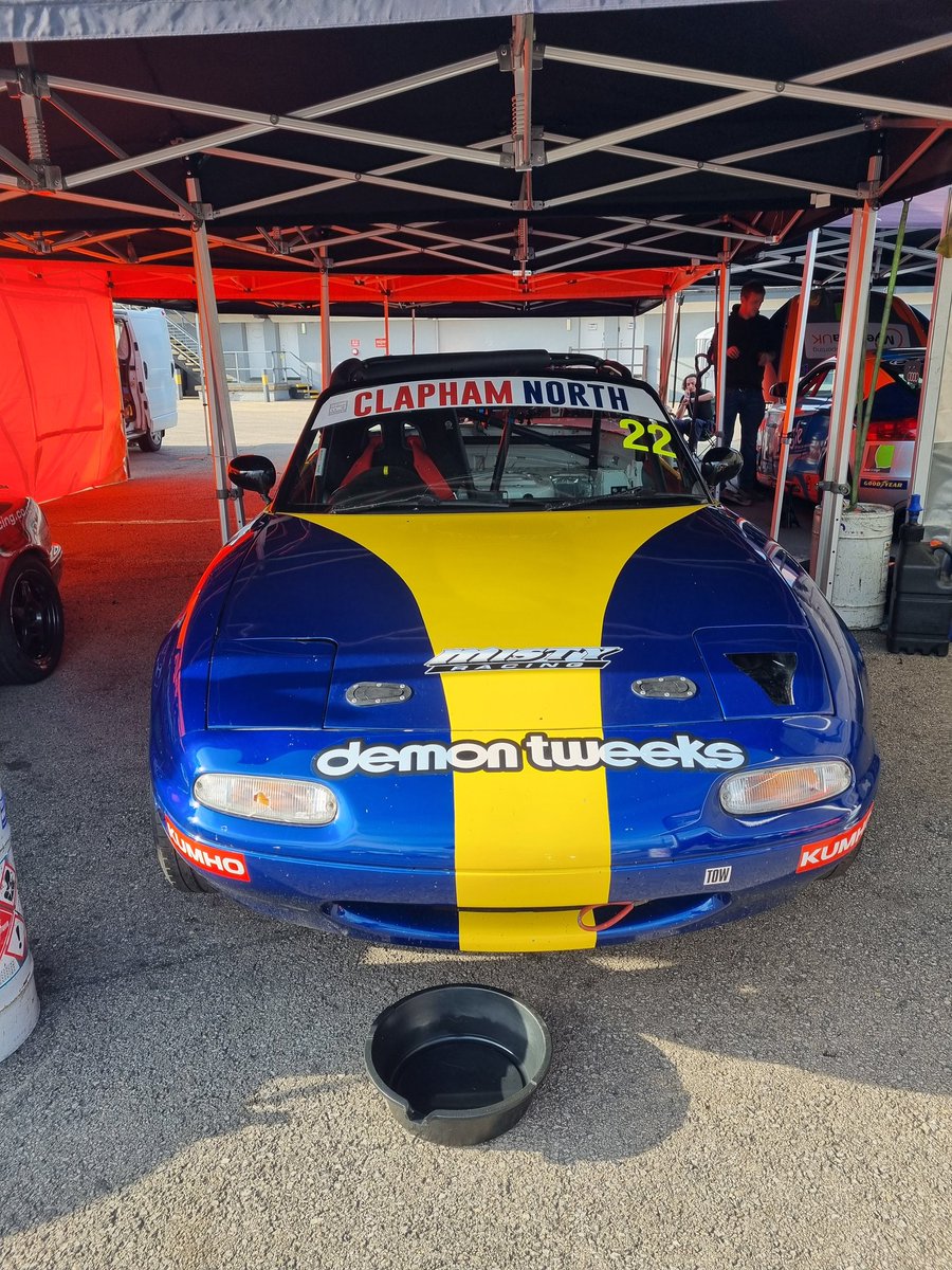 MattFlowers1's tweet photo. Round 4 recap

➡️ Qualifying - P6 out of 36, pretty happy with that
➡️ Race 1 - P10, first time racing the car in damp conditions, I've got a bit to learn!
➡️ Race 2 - P7 our best result 

Decent weekend and signs of progress, hopefully even better at Oulton Park in 5 weeks https://t.co/krkF4LDZu8